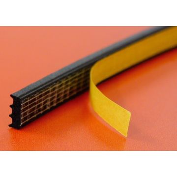Rouleau de joint de vitrage noir 3x9 150M 141