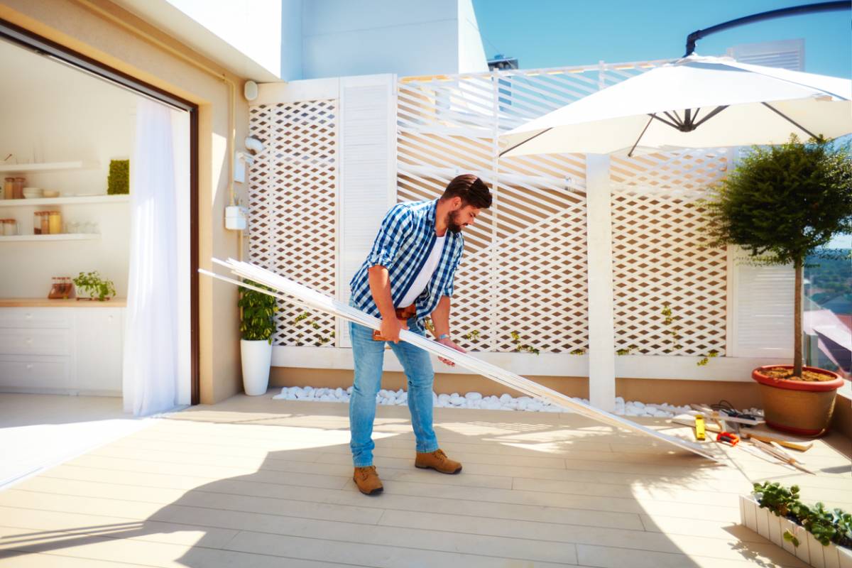 Refaire sa terrasse après un sinistre : par quoi commencer ?